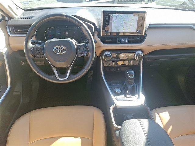 Used 2021 Toyota RAV4 Limited image 11