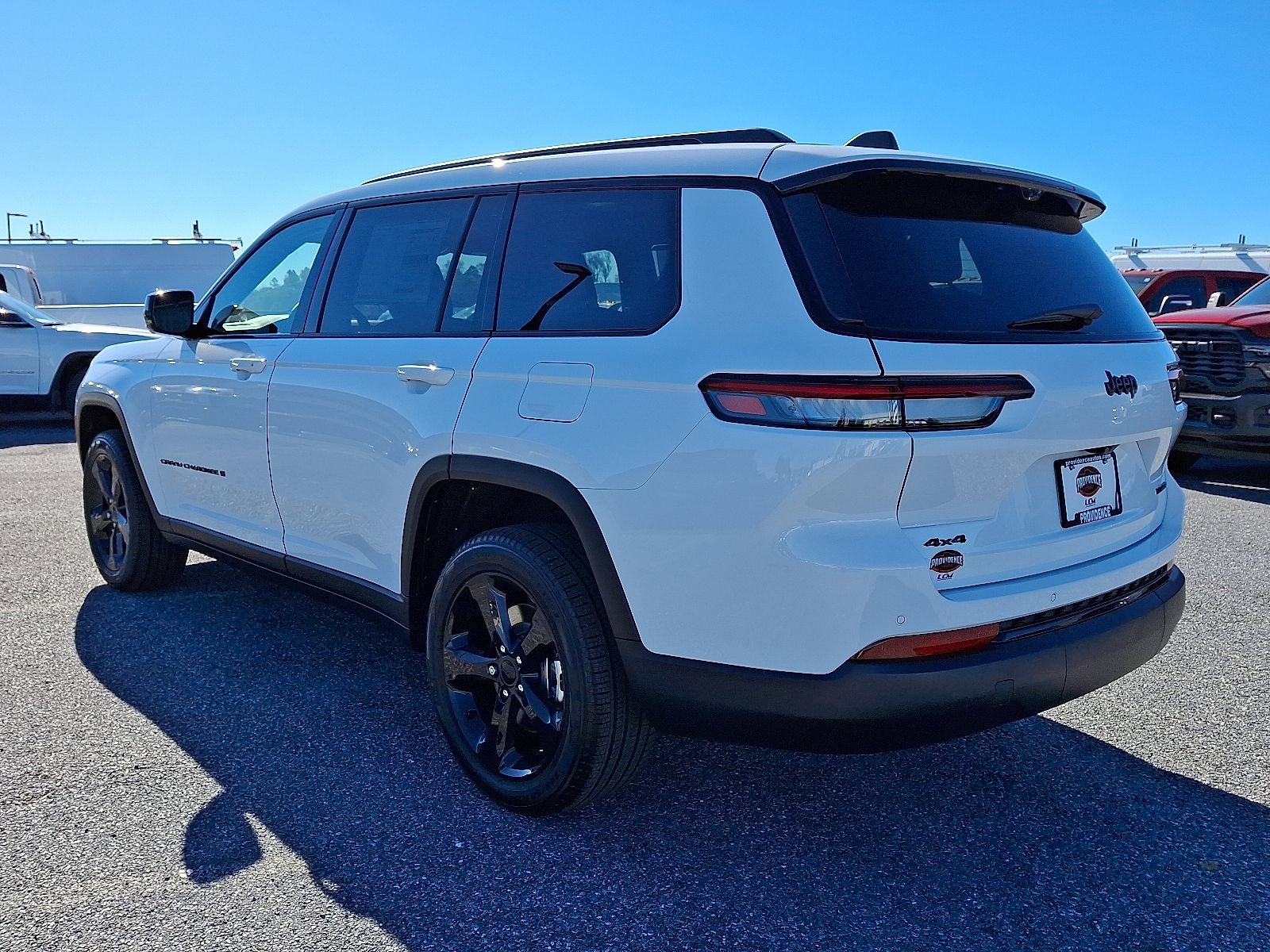 New 2025 Jeep Grand Cherokee L Limited w/ Luxury Tech Group II AWD/4WD image 3
