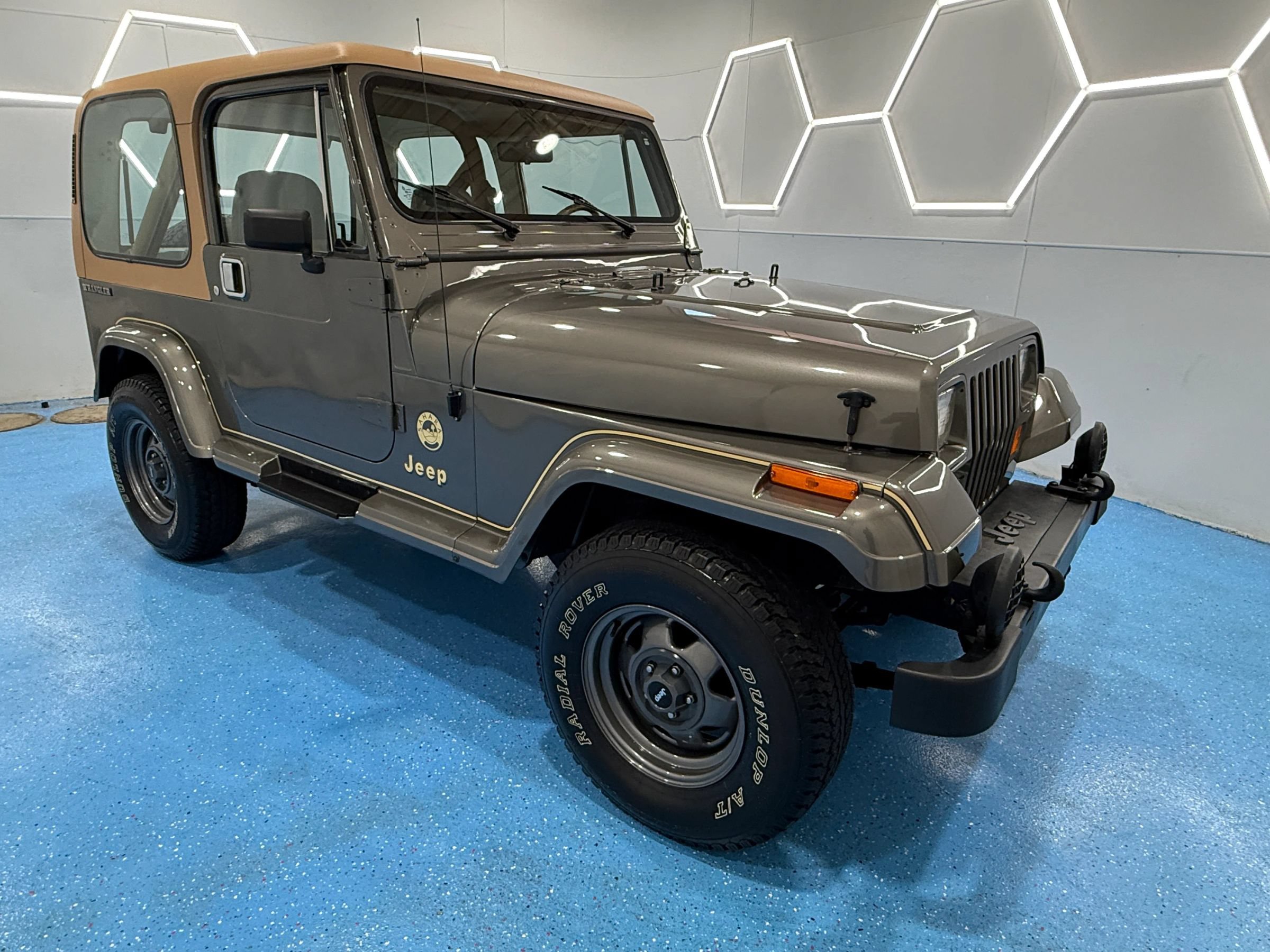 Used 1988 Jeep Wrangler Sahara AWD/4WD image 32