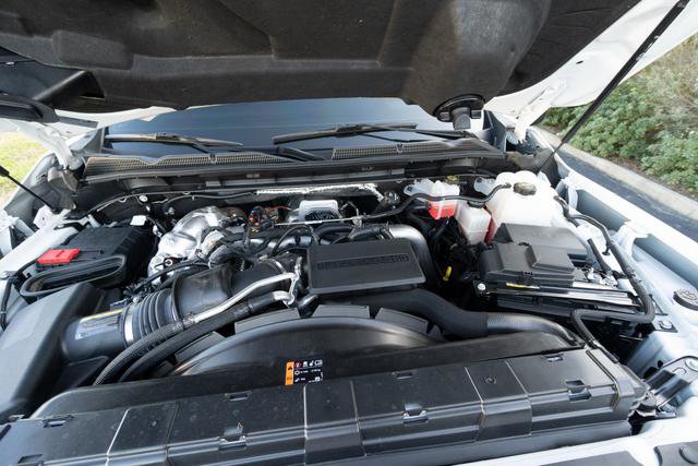 Used 2025 GMC Sierra 2500 Denali Ultimate image 9