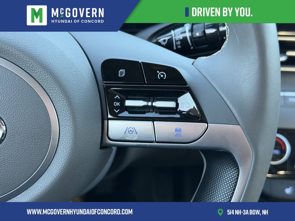 Used 2023 Hyundai Elantra SEL w/ Convenience Package image 15