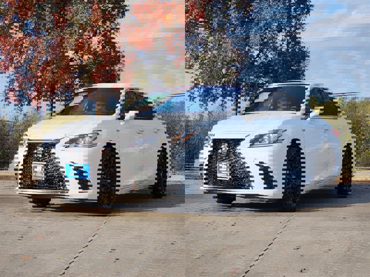 Used 2022 Lexus ES 350 F Sport image 3