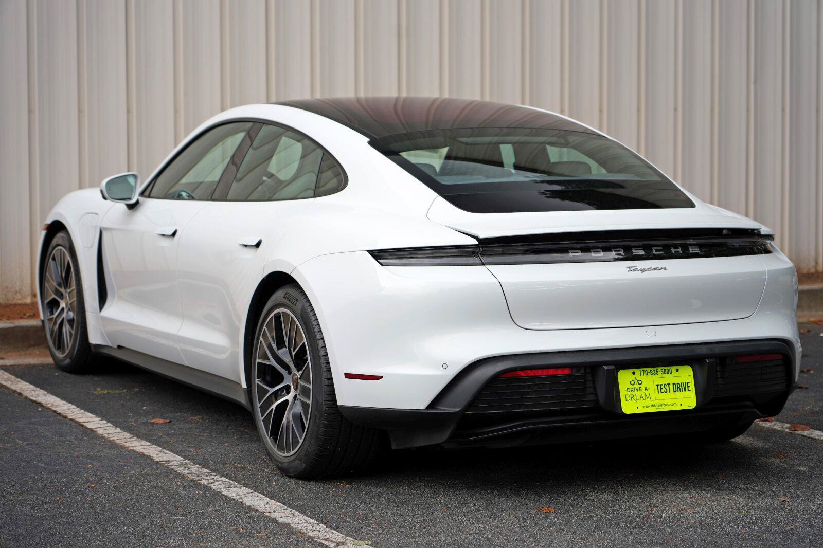 Used 2022 Porsche Taycan RWD image 51