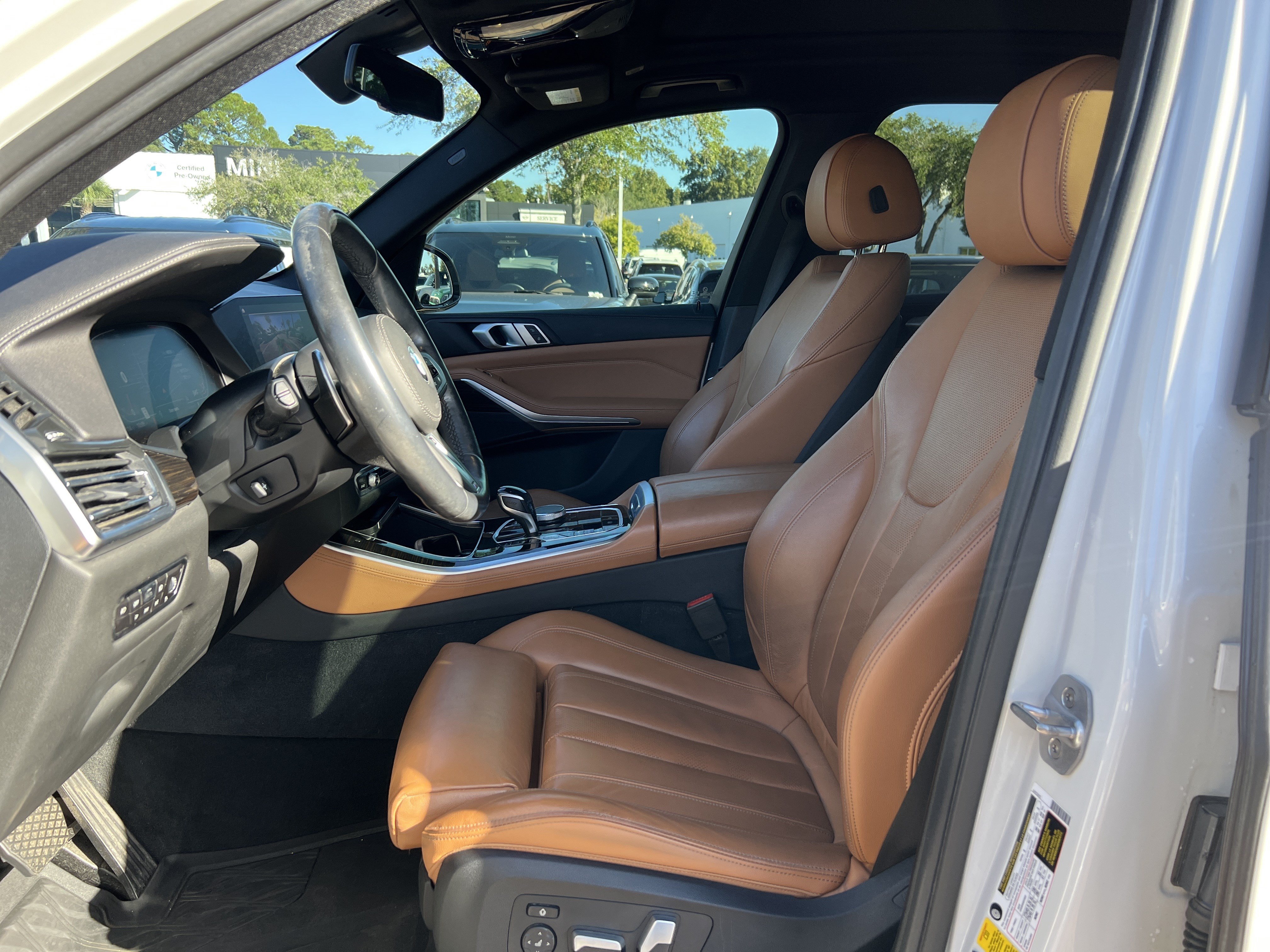 Used 2019 BMW X5 xDrive40i w/ Premium Package 2 AWD/4WD image 16