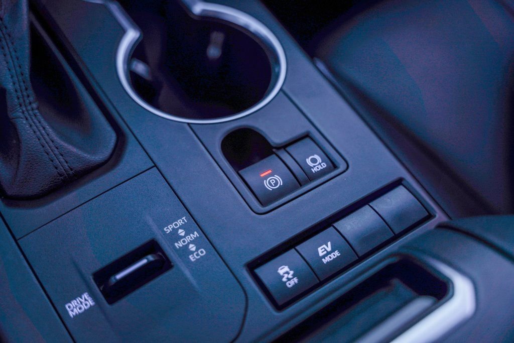 Used 2021 Toyota Highlander XLE FWD image 27