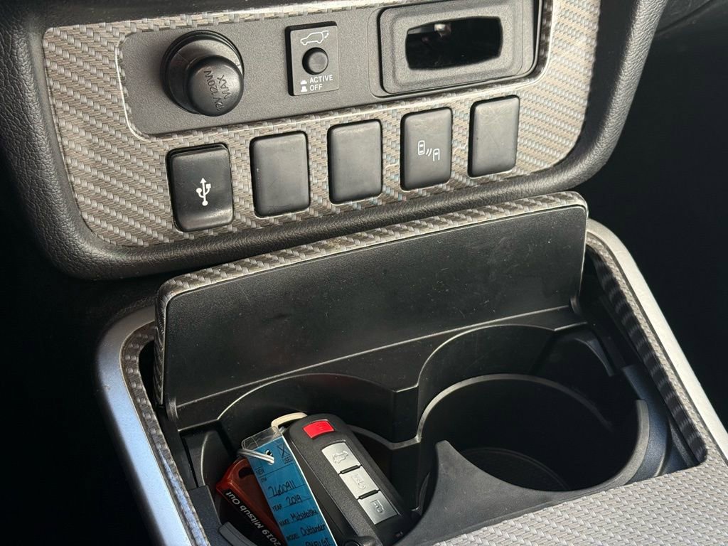 Used 2019 Mitsubishi Outlander GT image 16