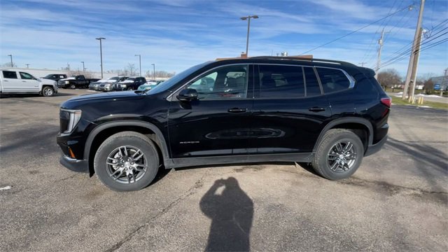 Used 2025 GMC Acadia Elevation image 7