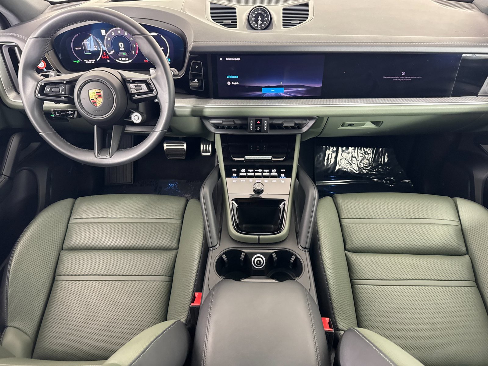 Certified 2026 Porsche Cayenne E-Hybrid AWD/4WD image 6