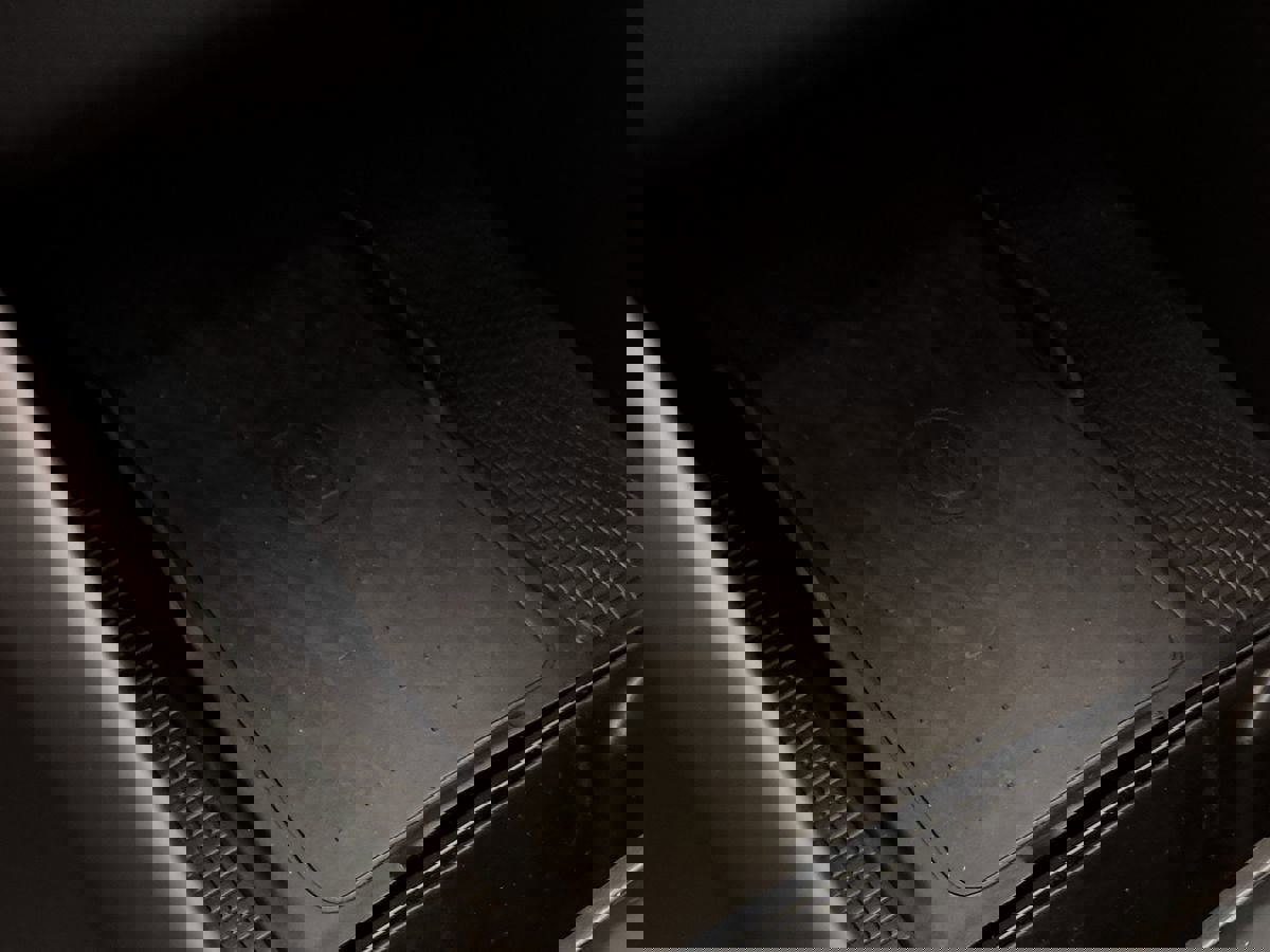 Used 2024 Volvo XC40 B5 Core image 22