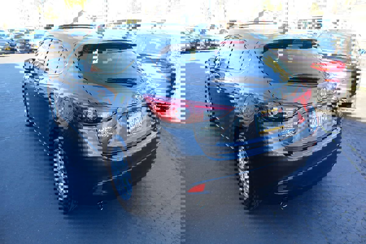 Used 2014 MAZDA MAZDA3 i Grand Touring image 5