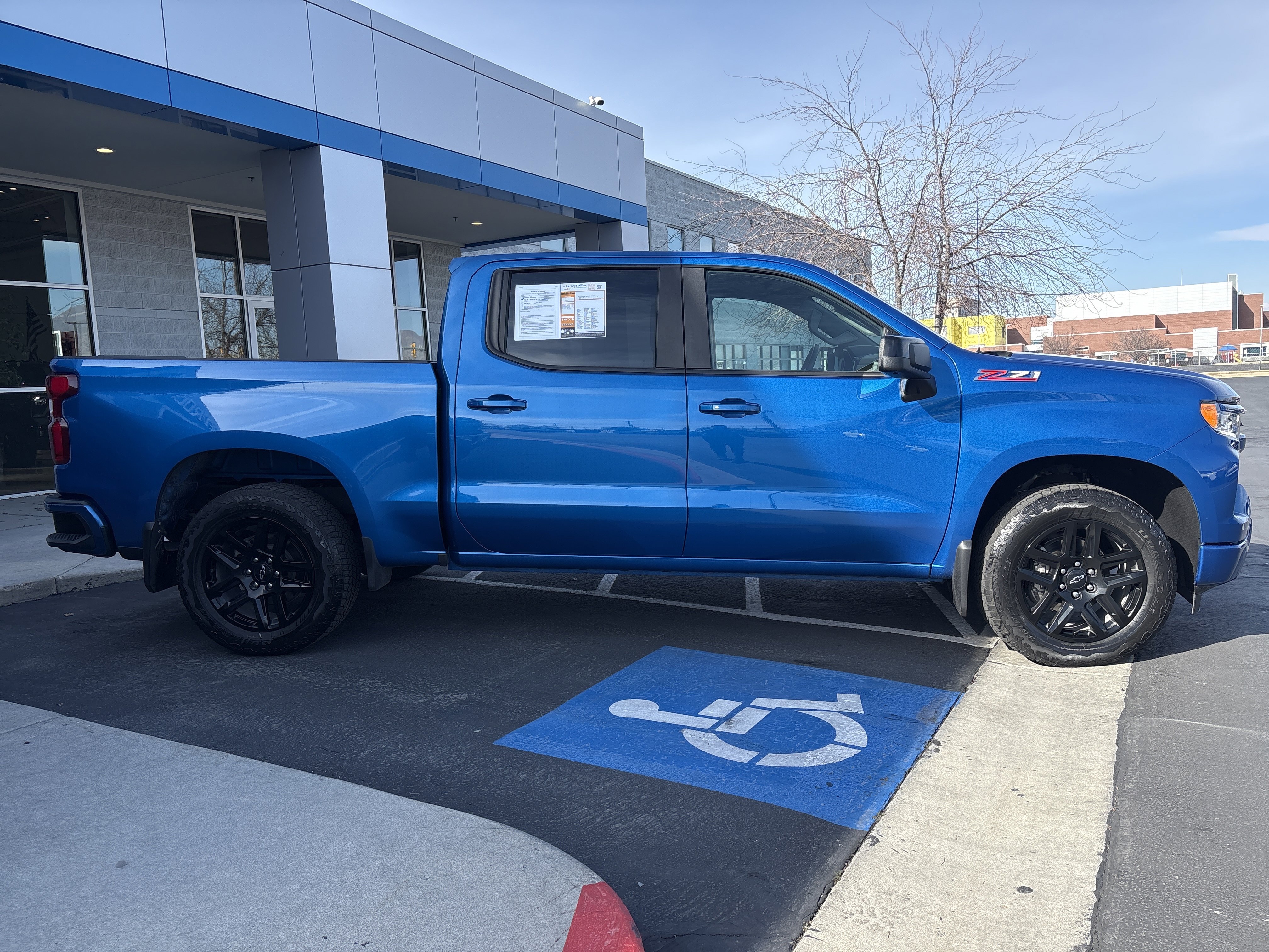 Used 2023 Chevrolet Silverado 1500 RST w/ Z71 Off-Road Package image 7