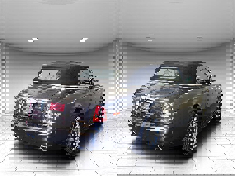 Used 2012 Rolls-Royce Phantom Drophead Coupe image 3