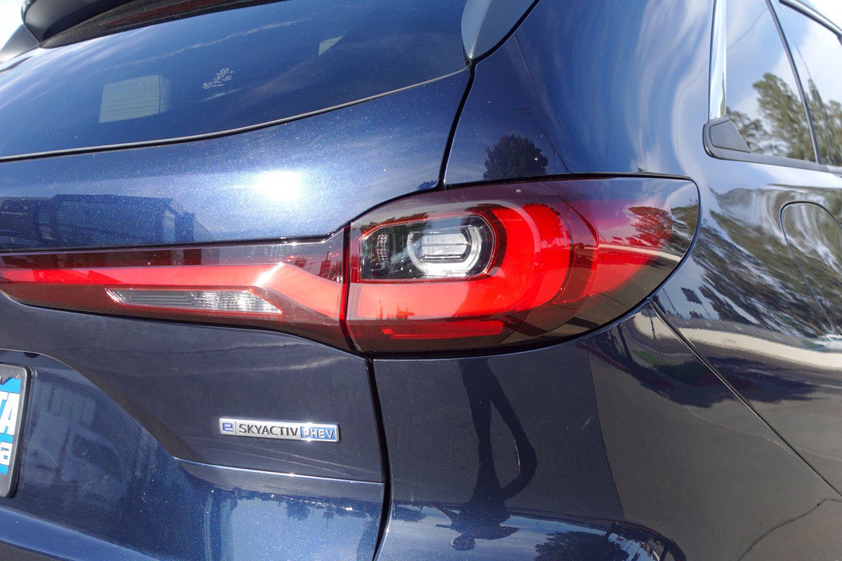 Certified 2024 MAZDA CX-90 Plug-In Hybrid w/ Premium Pkg image 5