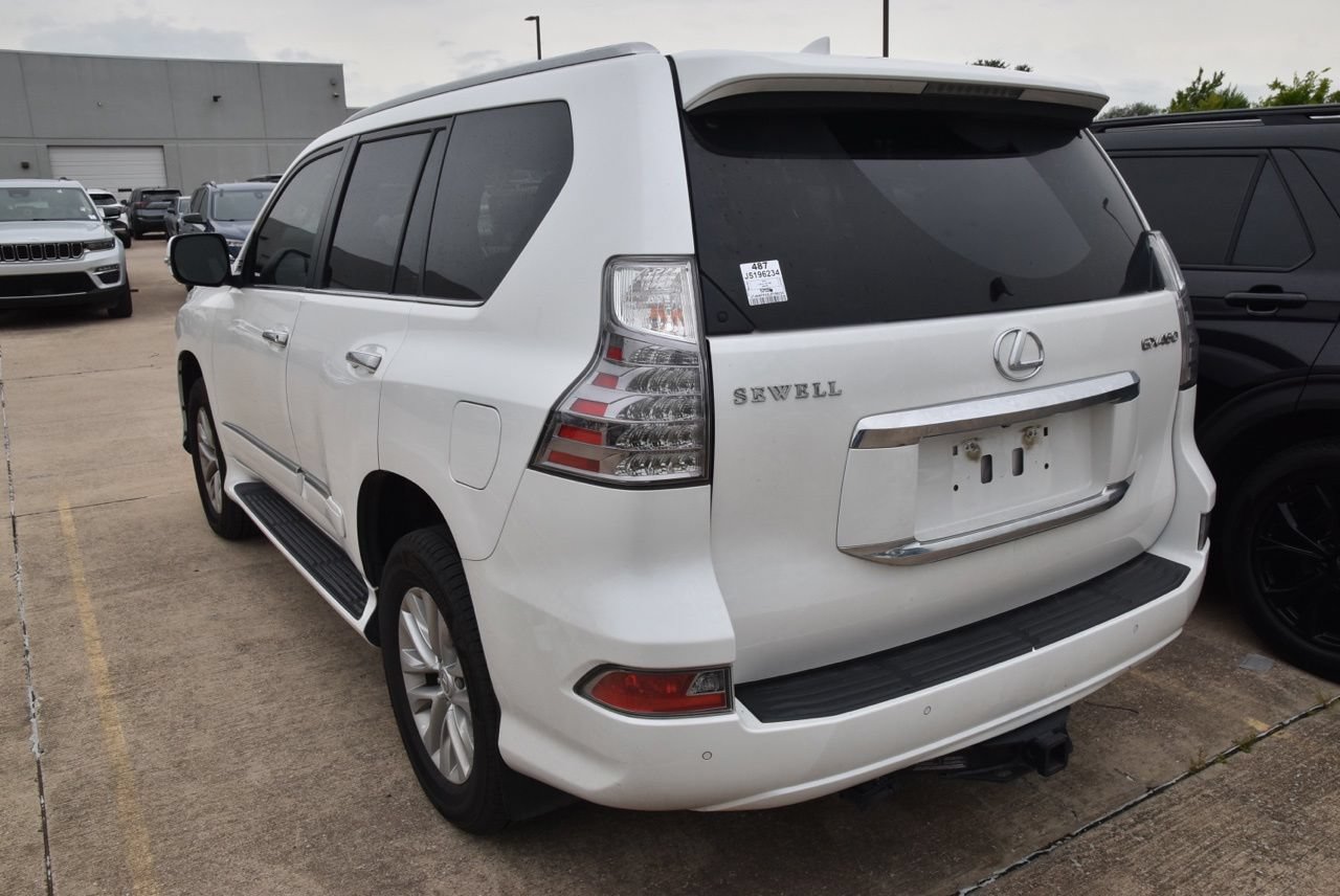 Used 2018 Lexus GX 460 Premium w/ Premium Package AWD/4WD image 8