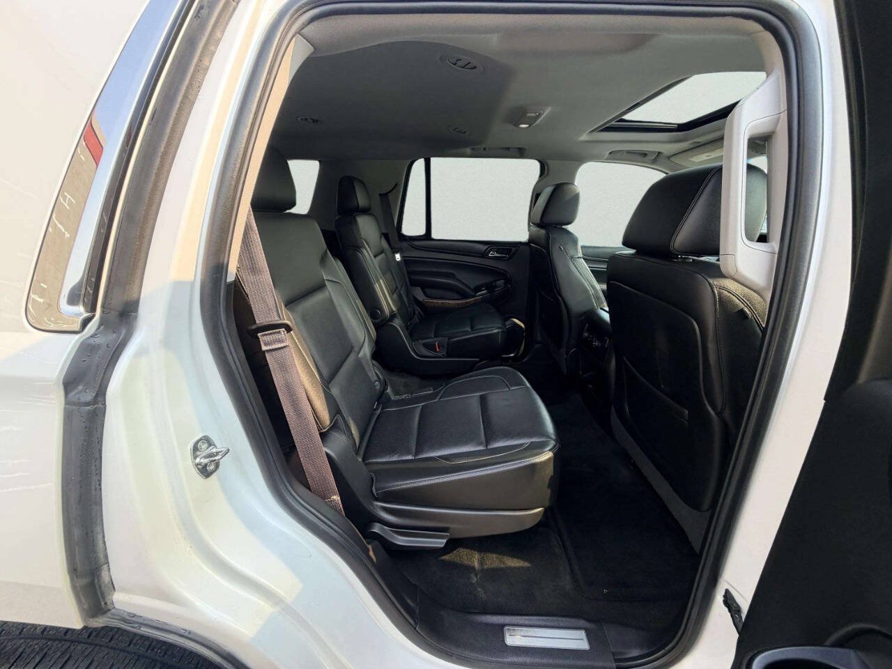 Used 2016 Chevrolet Tahoe LTZ AWD/4WD image 29