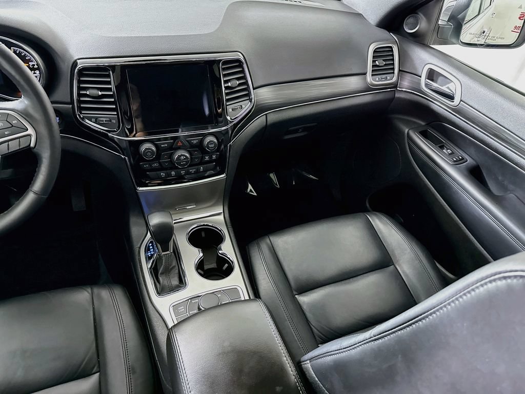 Used 2021 Jeep Grand Cherokee Limited AWD/4WD image 28