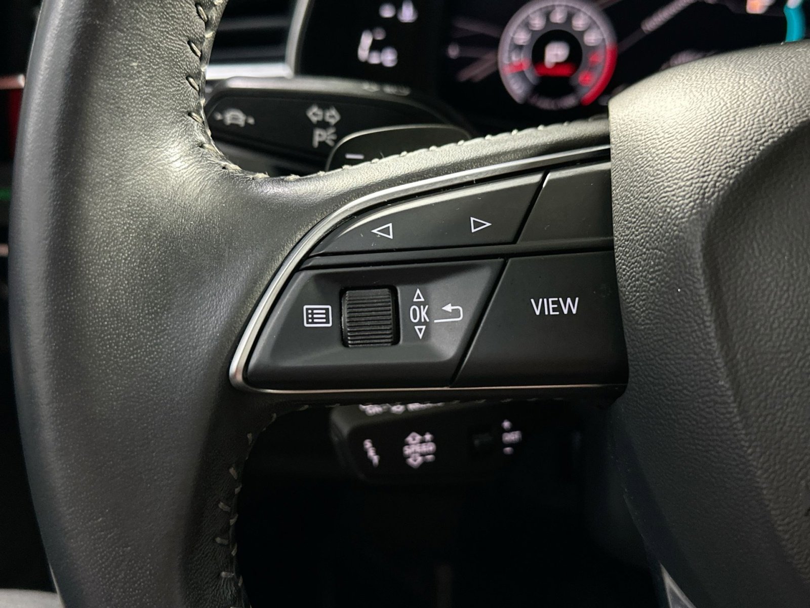 Used 2019 Audi Q8 Premium Plus image 22