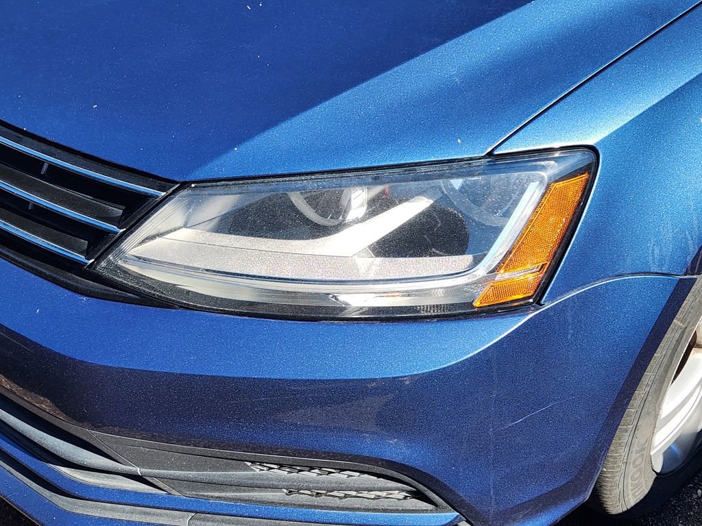 Used 2018 Volkswagen Jetta S image 4