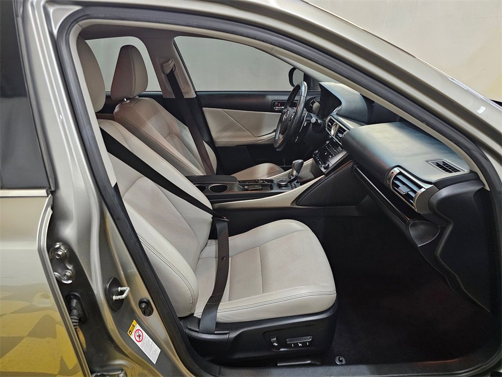 Used 2014 Lexus IS 250 image 11