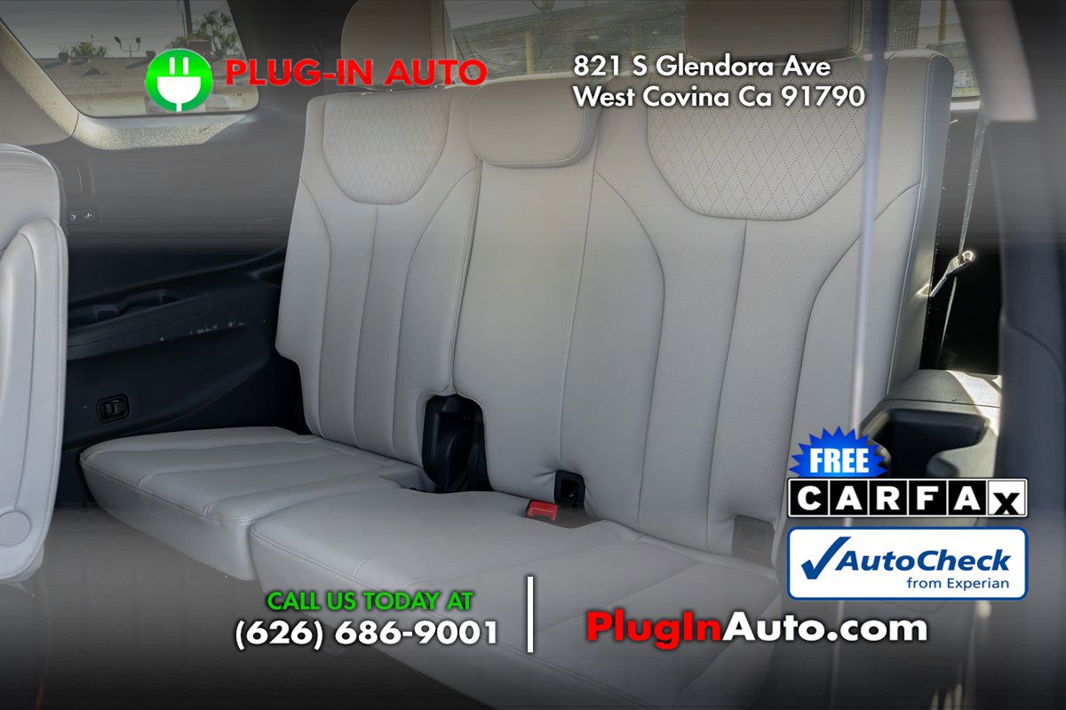 Used 2022 Hyundai Palisade SEL w/ Premium Package FWD image 13