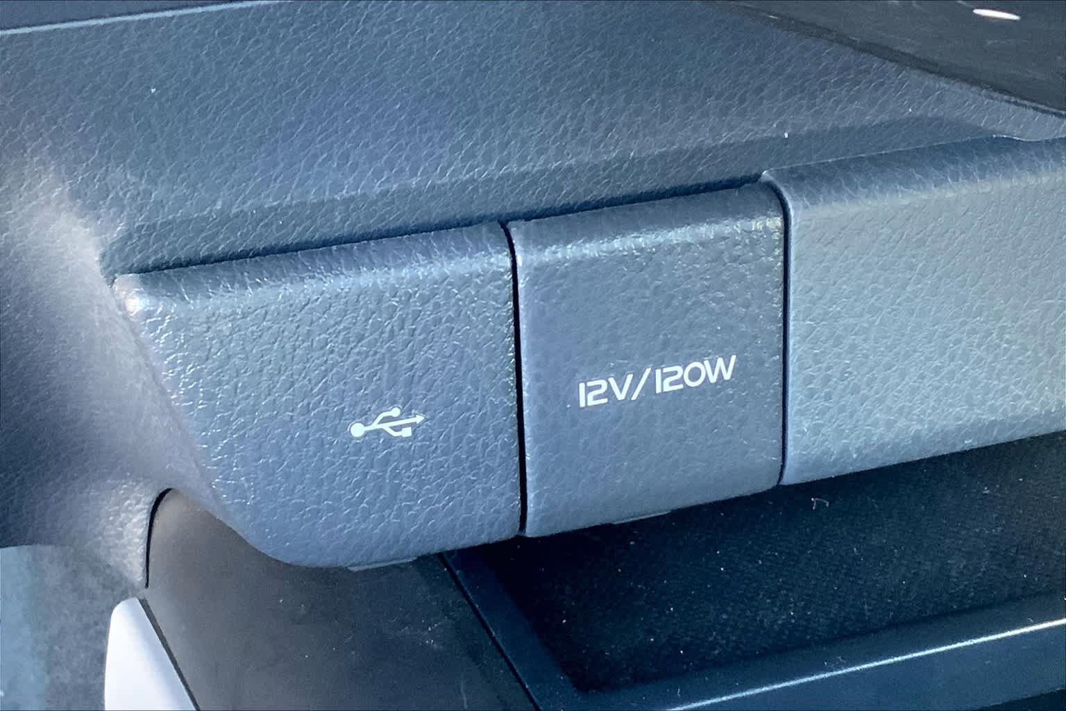 Used 2022 Toyota Camry LE FWD image 34
