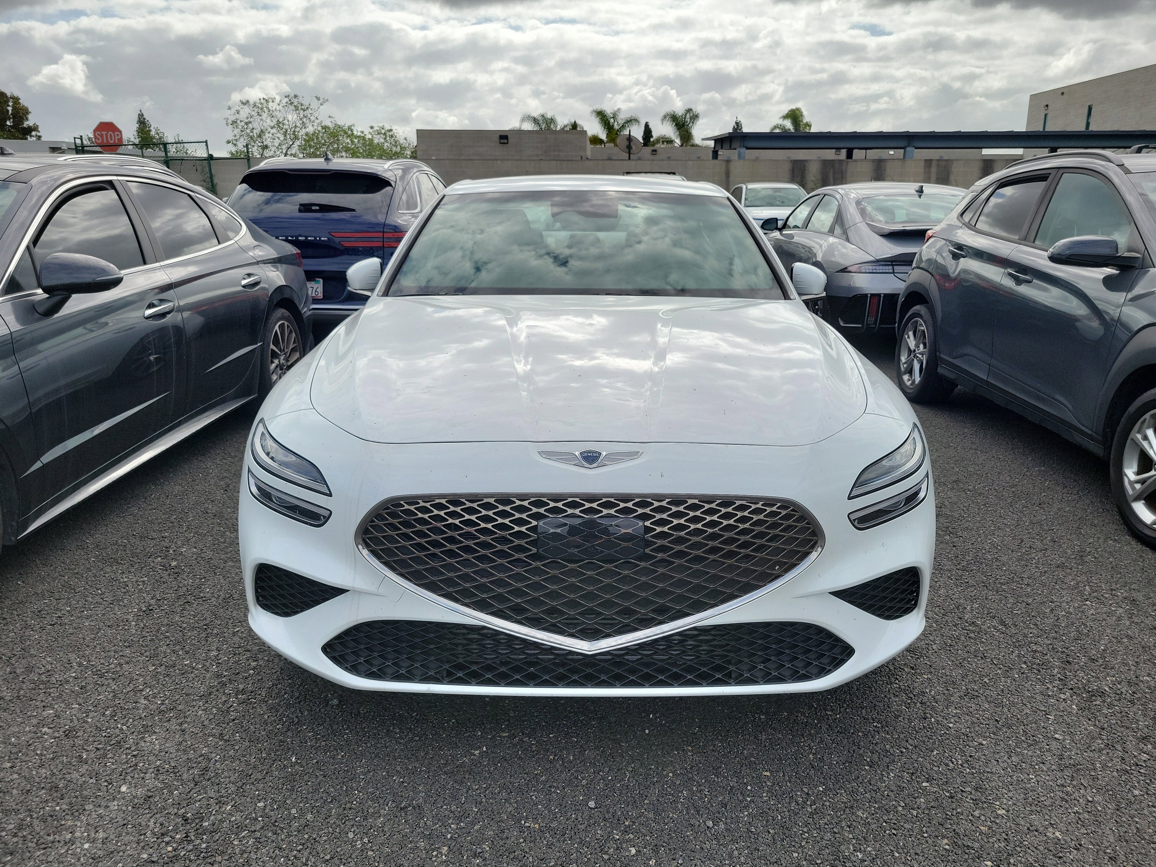 Used 2023 Genesis G70 3.3T RWD image 2