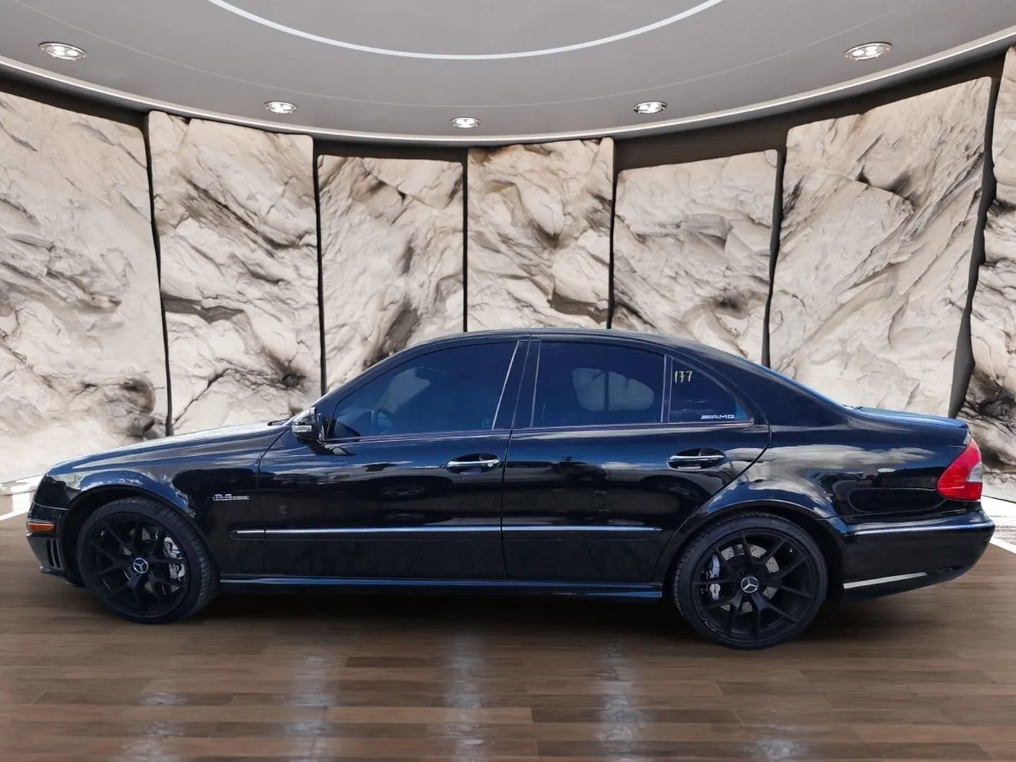 Used 2009 Mercedes-Benz E 63 AMG Sedan image 5
