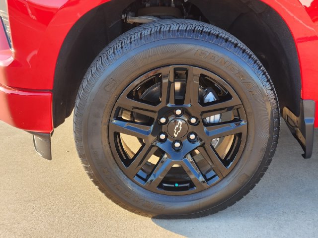 Used 2022 Chevrolet Silverado 1500 Custom AWD/4WD image 17