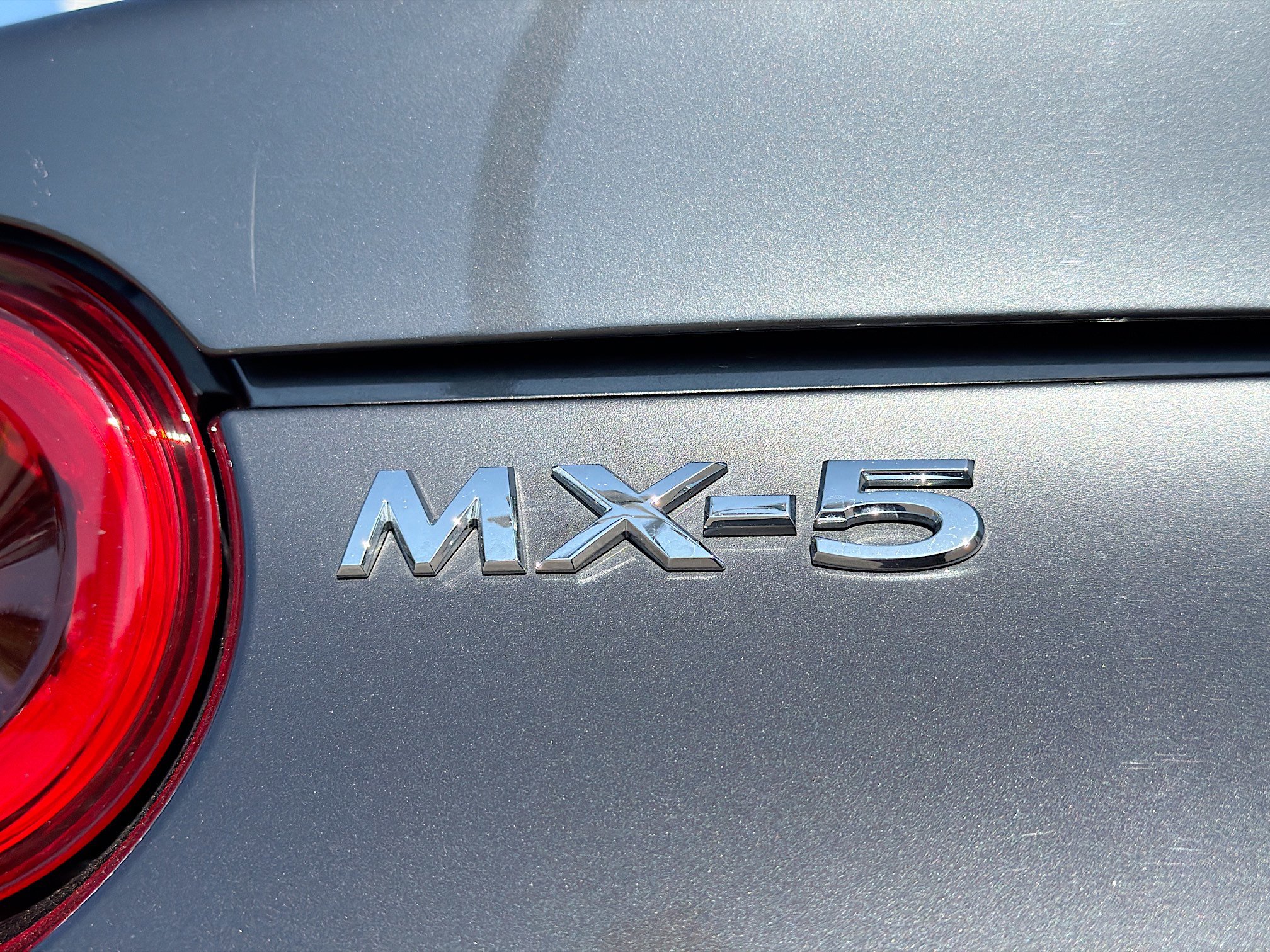 Used 2025 MAZDA MX-5 Miata RF Grand Touring RWD image 11