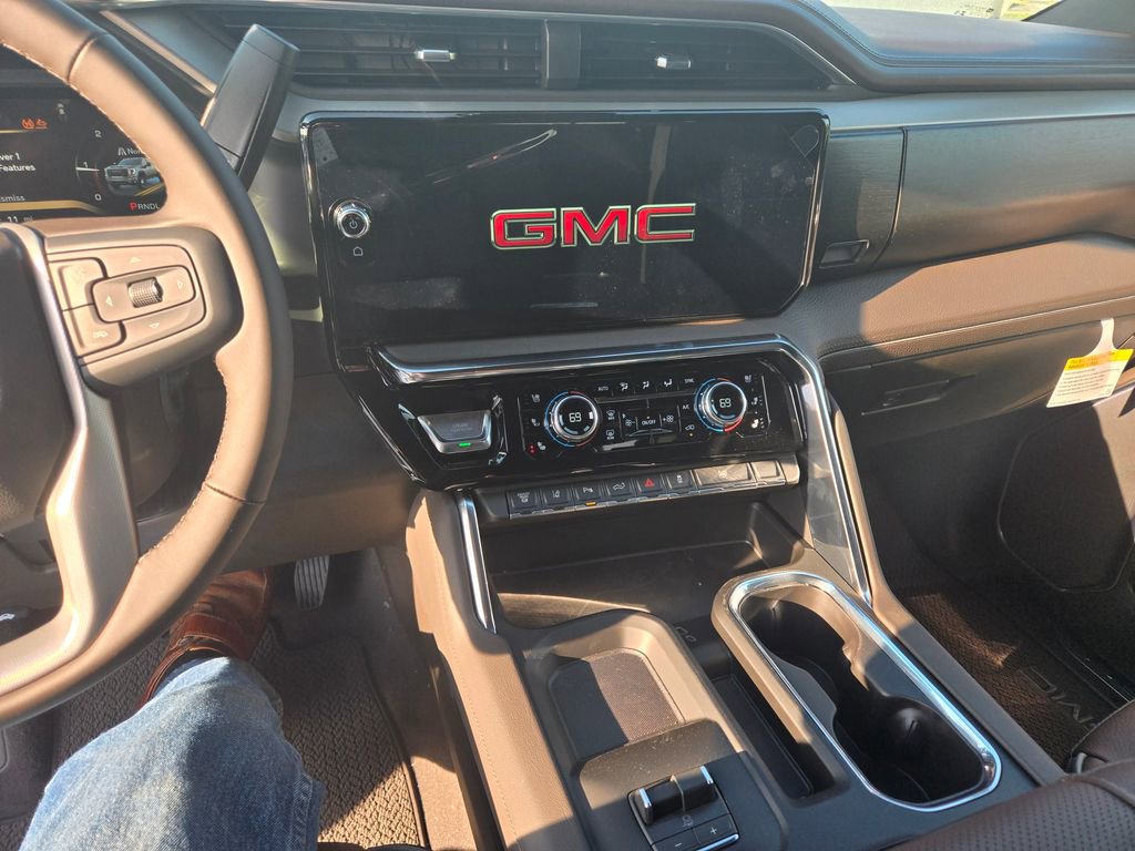 New 2026 GMC Sierra 3500 Denali w/ Denali Reserve Package AWD/4WD image 9