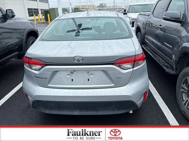 Used 2024 Toyota Corolla LE FWD image 10