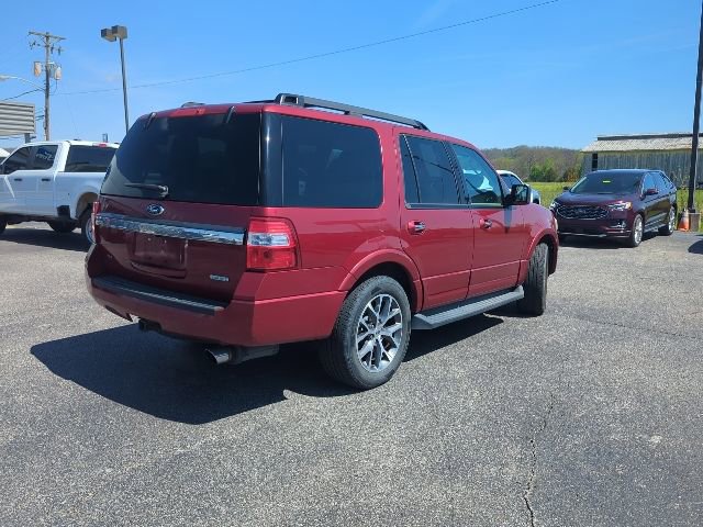 Used 2015 Ford Expedition XLT w/ Equipment Group 202A AWD/4WD image 9