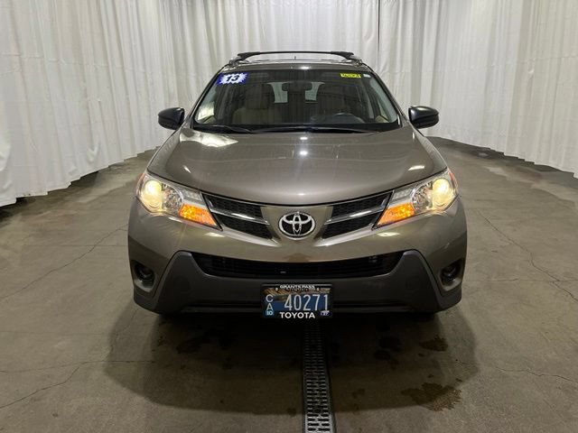 Used 2013 Toyota RAV4 LE AWD/4WD image 9