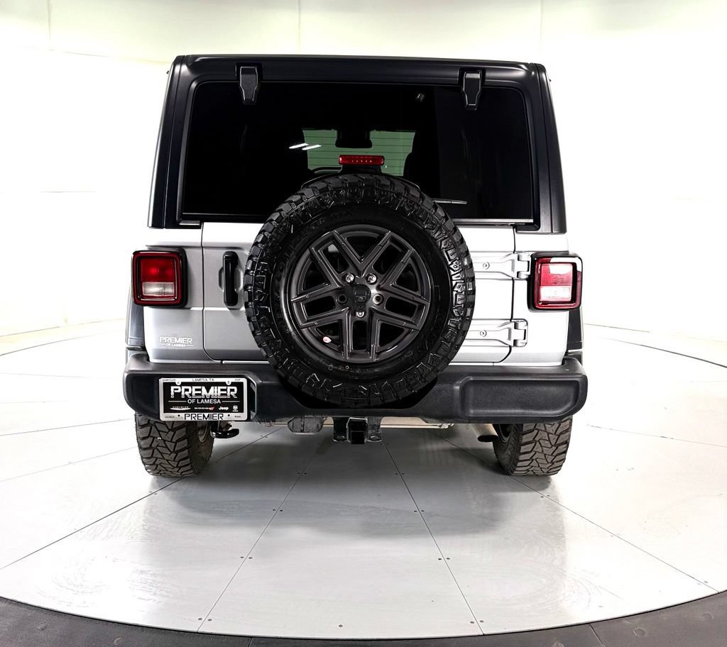 Used 2024 Jeep Wrangler Unlimited Sport AWD/4WD image 5