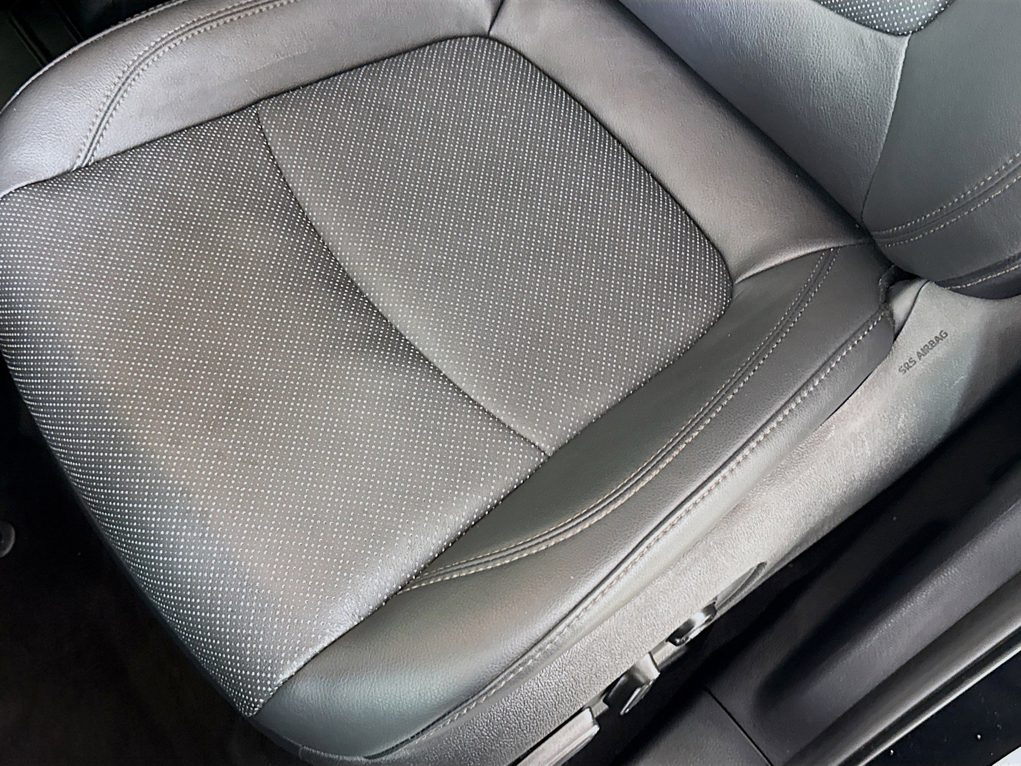 Used 2025 Toyota Sienna Platinum FWD image 20