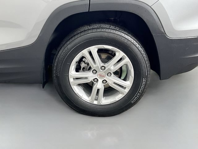 Used 2024 GMC Terrain SLE AWD/4WD image 33
