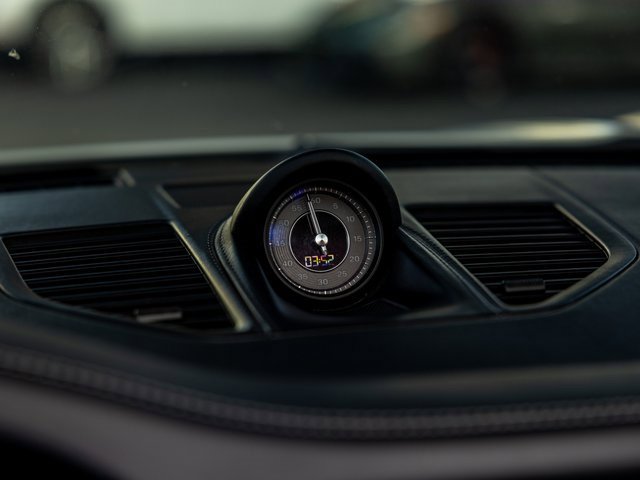 Used 2022 Porsche 911 Turbo S image 47