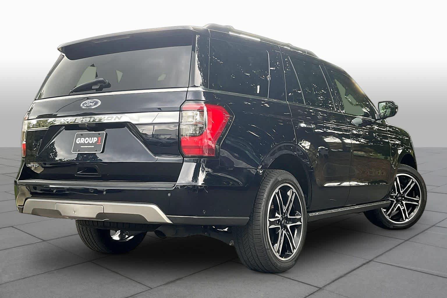 Used 2021 Ford Expedition Limited AWD/4WD image 12