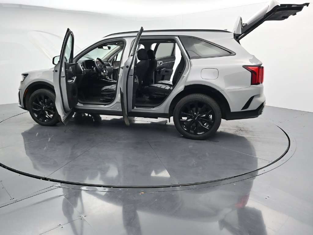 Used 2022 Kia Sorento SX AWD/4WD image 28