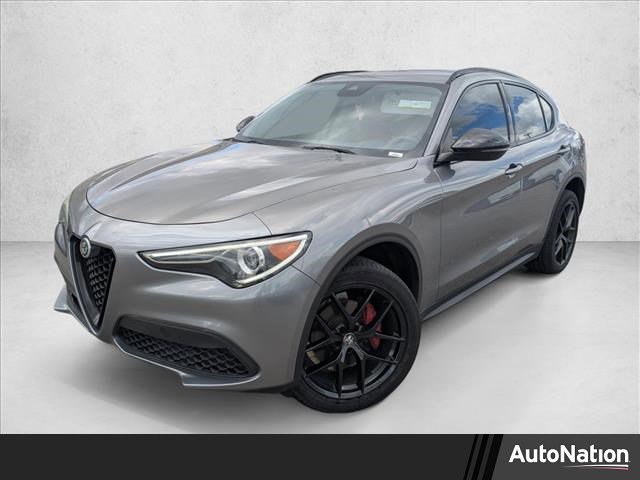 Used 2020 Alfa Romeo Stelvio w/ Nero Edizione