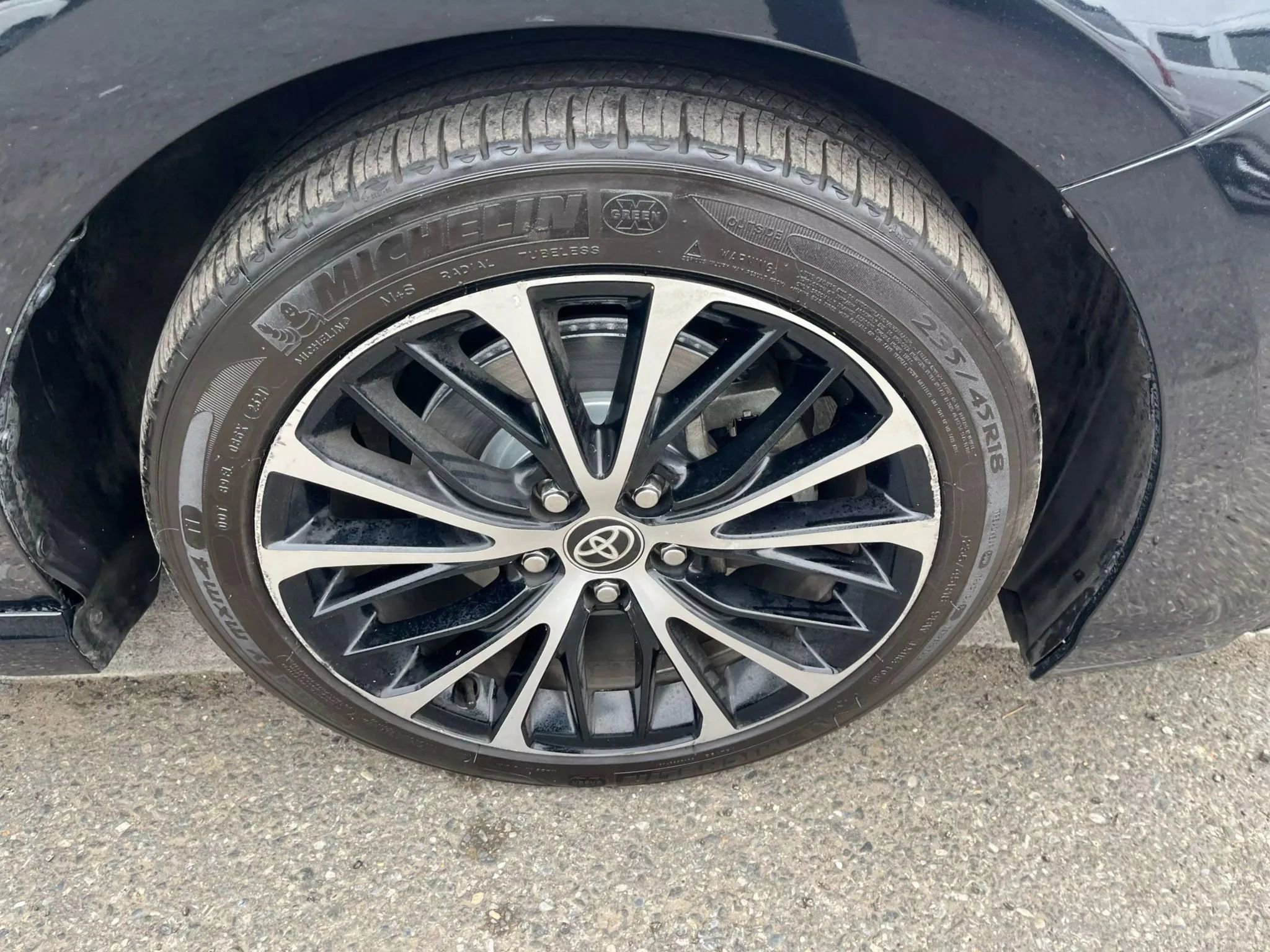 Used 2020 Toyota Camry SE FWD image 7