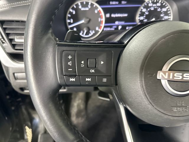 Used 2023 Nissan Rogue SV w/ SV Premium B Package image 15
