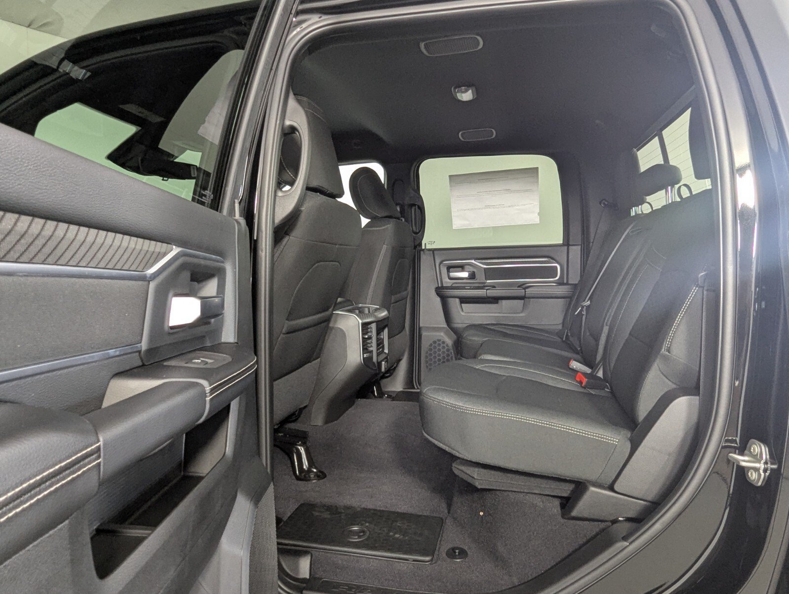 New 2026 RAM 2500 Big Horn AWD/4WD image 27
