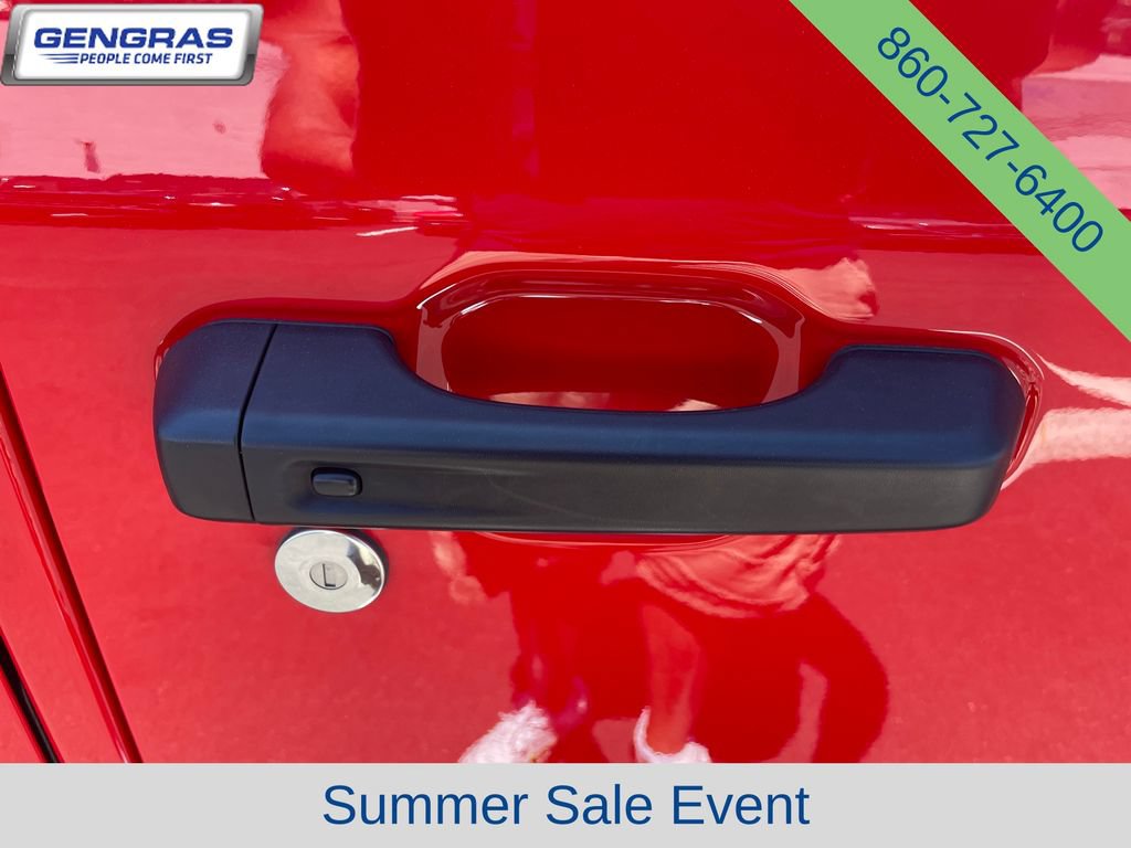 Used 2025 Jeep Wrangler Unlimited Sahara AWD/4WD image 13