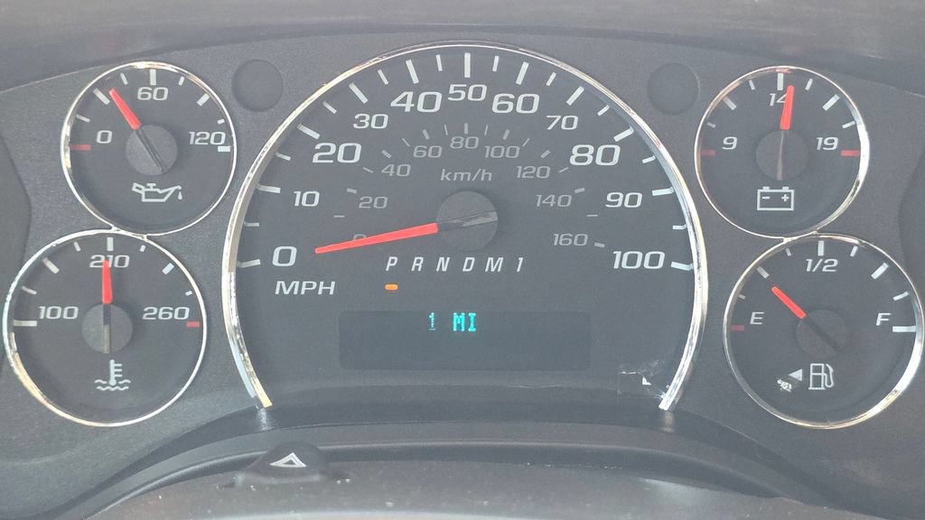 Used 2025 GMC Savana 2500 w/ Driver Convenience Package RWD image 25