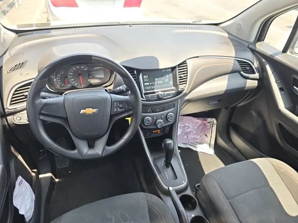 Used 2017 Chevrolet Trax LS AWD/4WD image 5