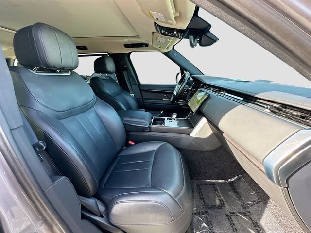 Used 2025 Land Rover Range Rover Long Wheelbase SE AWD/4WD image 29