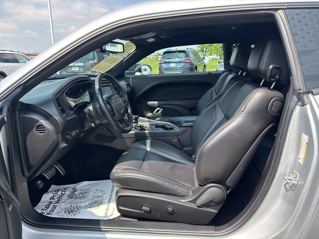 Used 2021 Dodge Challenger SXT w/ Plus Package RWD image 29