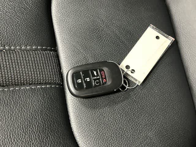 Used 2023 Honda Pilot Touring image 33