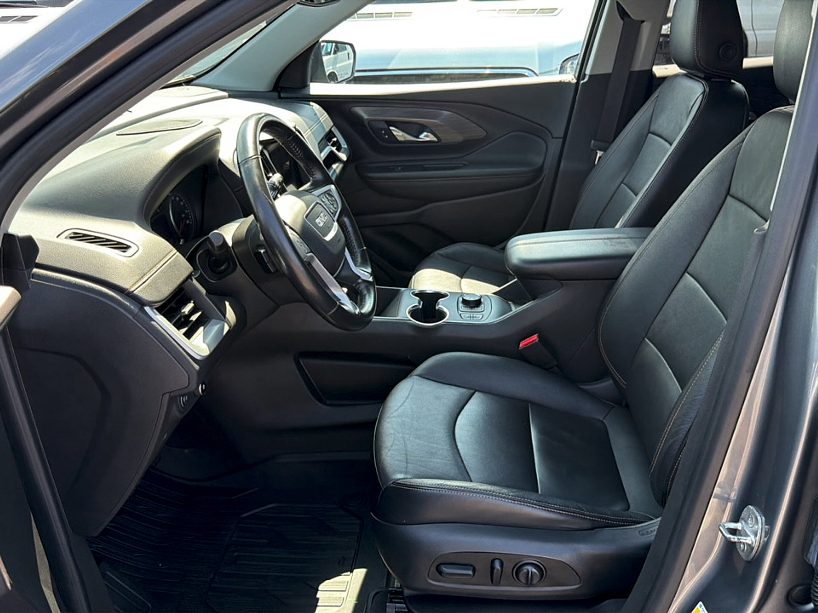 Used 2020 GMC Terrain SLT w/ Preferred Package AWD/4WD image 13